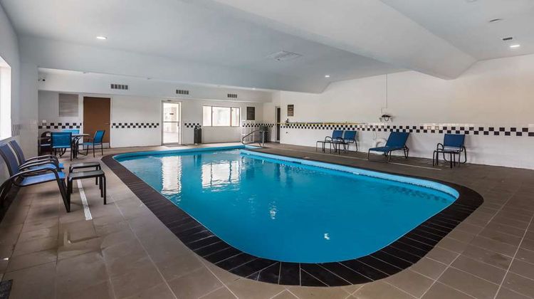Comfort Inn/Stes Crystal Inn Sportsplex Pool
