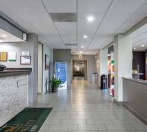 Quality Inn Holly Springs Lobby