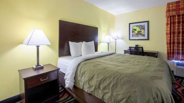 Quality Inn Holly Springs Room