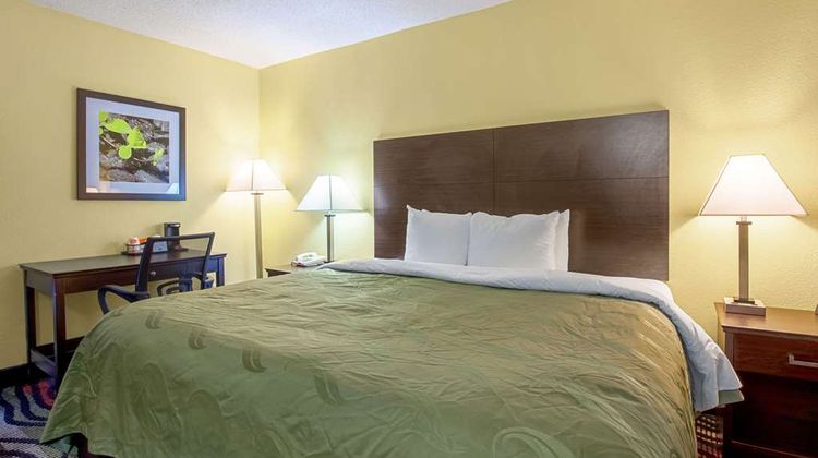 Quality Inn Holly Springs Room