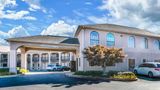 <b>Econo Lodge Inn & Suites Exterior</b>. Images powered by <a href="https://iceportal.shijigroup.com/" title="IcePortal" target="_blank">IcePortal</a>.