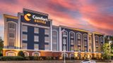 <b>Comfort Suites Exterior</b>. Images powered by <a href="https://iceportal.shijigroup.com/" title="IcePortal" target="_blank">IcePortal</a>.