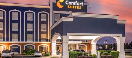 Comfort Suites Exterior