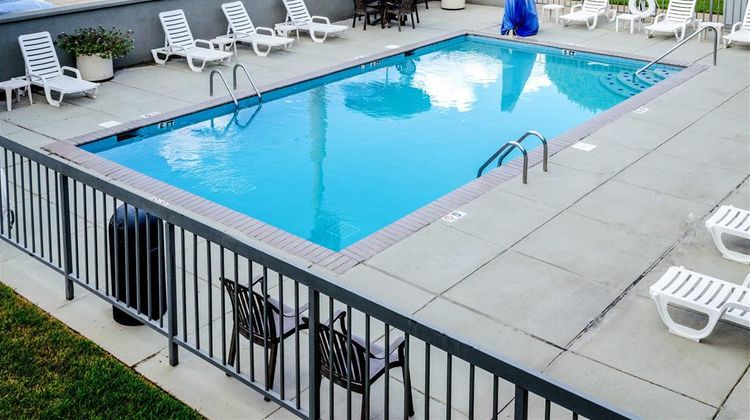 Quality Inn Moss Point - Pascagoula Pool