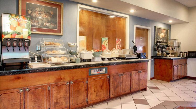 Quality Inn and Suites Clinton Jackson West Restaurant