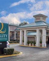 Quality Inn and Suites Clinton Jackson West
