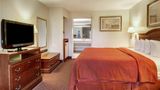<b>Quality Inn and Suites Clinton Jackson West Room</b>. Images powered by <a href="https://iceportal.shijigroup.com/" title="IcePortal" target="_blank">IcePortal</a>.