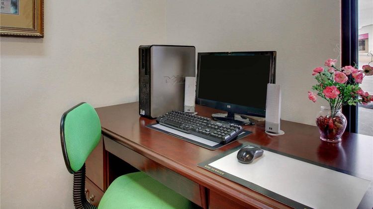 Quality Inn and Suites Clinton Jackson West Other