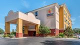 <b>Comfort Inn and Suites Clinton Jackson West Exterior</b>. Images powered by <a href="https://iceportal.shijigroup.com/" title="IcePortal" target="_blank">IcePortal</a>.