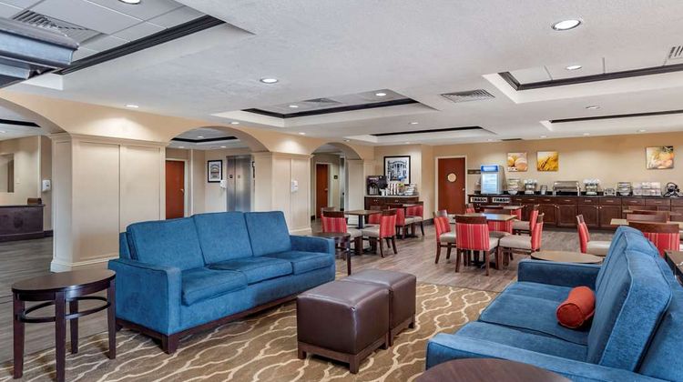 Comfort Inn and Suites Clinton Jackson West Lobby