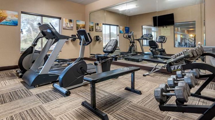 Comfort Inn and Suites Clinton Jackson West Health