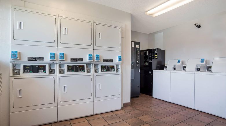 <b>Suburban Studios Biloxi North Area Other</b>. Images powered by <a href="https://iceportal.shijigroup.com/" title="IcePortal" target="_blank">IcePortal</a>.