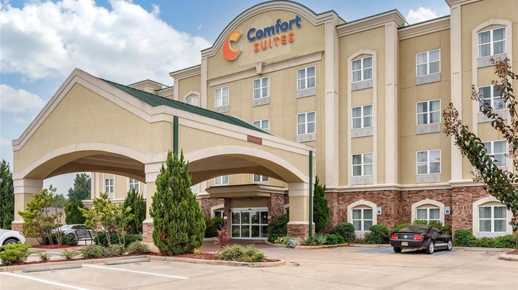 Comfort Suites Exterior