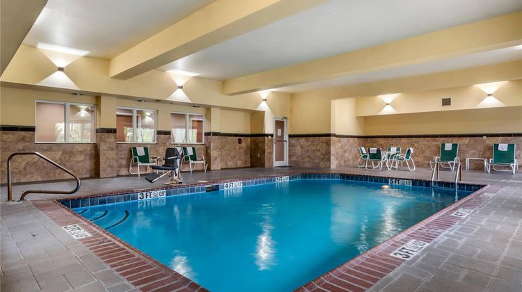 Comfort Suites Pool
