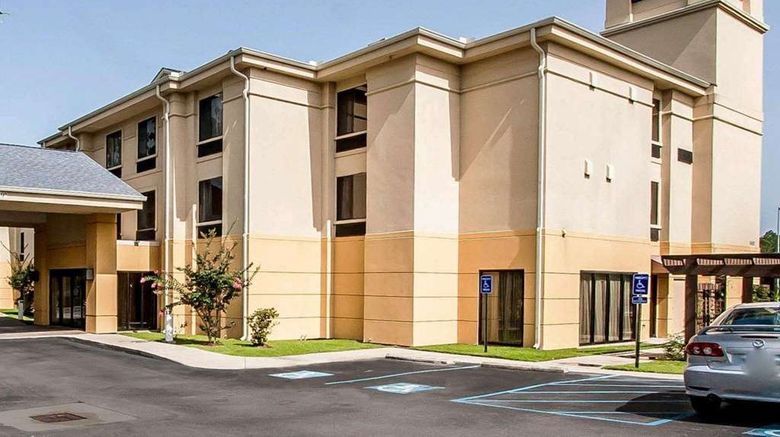 Sleep Inn and Suites Hattiesburg North Exterior. Images powered by <a href="https://iceportal.shijigroup.com" target="_blank" rel="noopener">Ice Portal</a>.