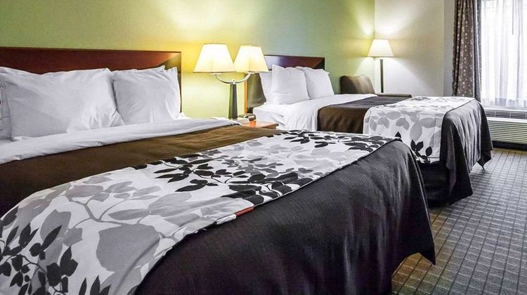 Sleep Inn and Suites Hattiesburg North Room