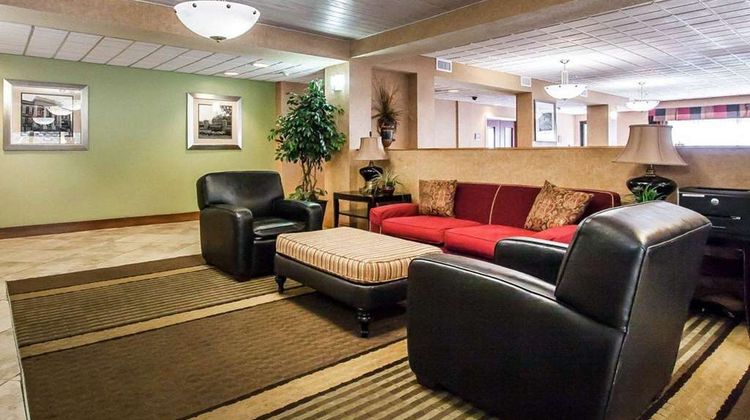 Sleep Inn and Suites Hattiesburg North Lobby
