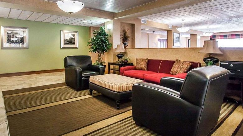 <b>Sleep Inn and Suites Hattiesburg North Lobby</b>. Images powered by <a href="https://iceportal.shijigroup.com/" title="IcePortal" target="_blank">IcePortal</a>.
