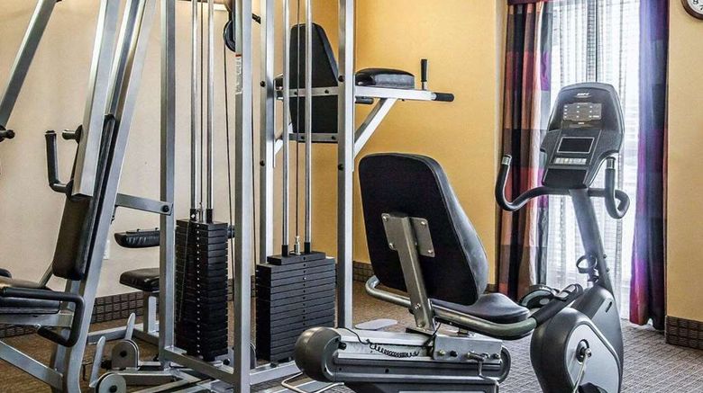 <b>Sleep Inn and Suites Hattiesburg North Health</b>. Images powered by <a href="https://iceportal.shijigroup.com/" title="IcePortal" target="_blank">IcePortal</a>.