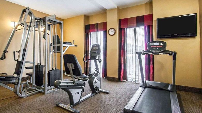 <b>Sleep Inn and Suites Hattiesburg North Health</b>. Images powered by <a href="https://iceportal.shijigroup.com/" title="IcePortal" target="_blank">IcePortal</a>.