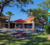 Quality Inn Biloxi Beach Exterior