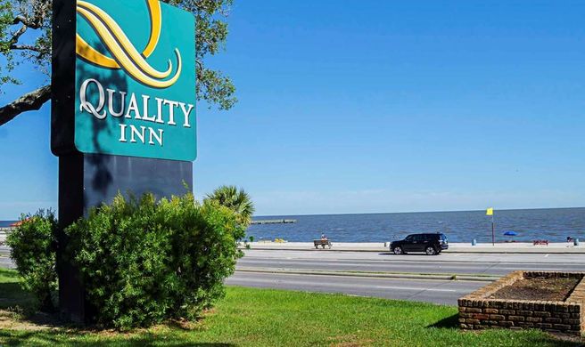 Quality Inn Biloxi Beach Exterior