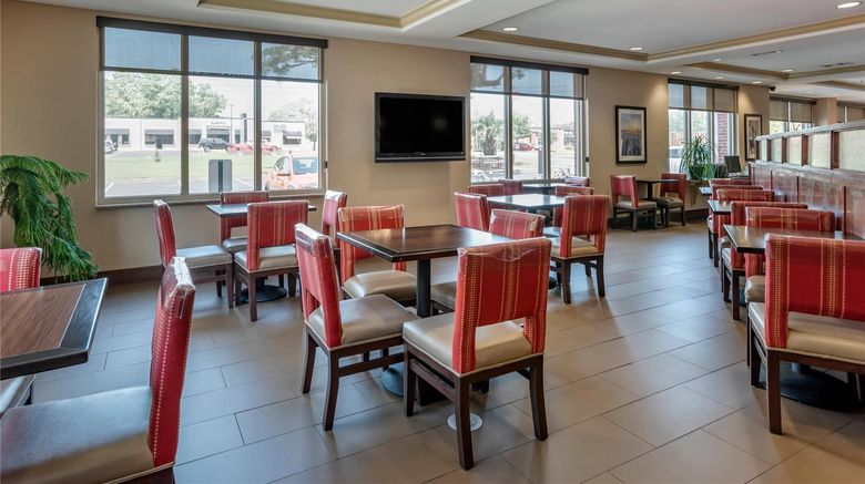 <b>Comfort Suites Biloxi - Ocean Springs Restaurant</b>. Images powered by <a href="https://iceportal.shijigroup.com/" title="IcePortal" target="_blank">IcePortal</a>.