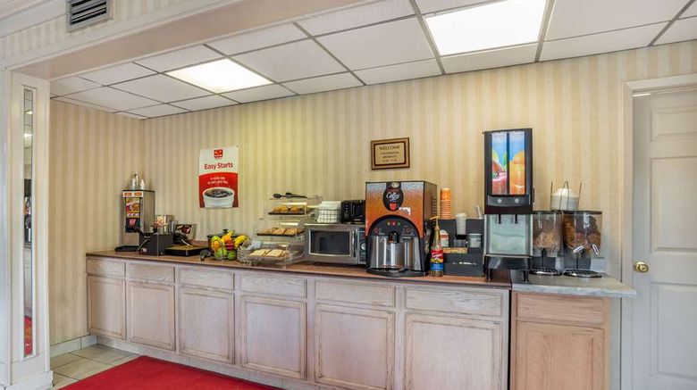 <b>Econo Lodge Inn and Suites Philadelphia Restaurant</b>. Images powered by <a href="https://iceportal.shijigroup.com/" title="IcePortal" target="_blank">IcePortal</a>.