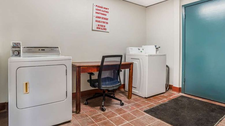<b>Econo Lodge Inn and Suites Philadelphia Other</b>. Images powered by <a href="https://iceportal.shijigroup.com/" title="IcePortal" target="_blank">IcePortal</a>.