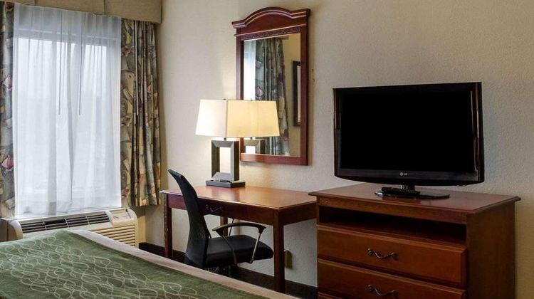 Quality Inn Cleveland Room