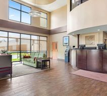 Comfort Suites Gulfport Central Lobby