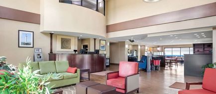 Comfort Suites Gulfport Central Lobby