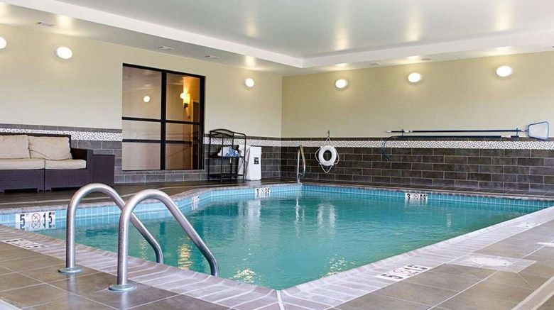<b>Comfort Suites Greenwood Pool</b>. Images powered by <a href="https://iceportal.shijigroup.com/" title="IcePortal" target="_blank">IcePortal</a>.