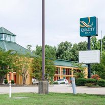 Quality Inn Louisville MS