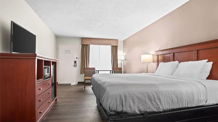 Quality Inn Louisville MS Room