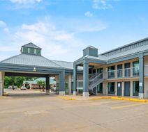 Quality Inn Louisville MS Exterior