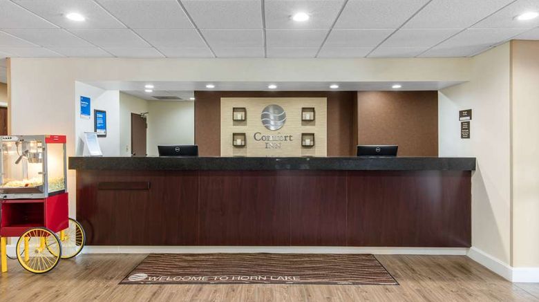 <b>Comfort Inn Horn Lake - Southhavenen Lobby</b>. Images powered by <a href="https://iceportal.shijigroup.com/" title="IcePortal" target="_blank">IcePortal</a>.