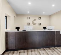 Comfort Inn and Suites Grenada Lobby