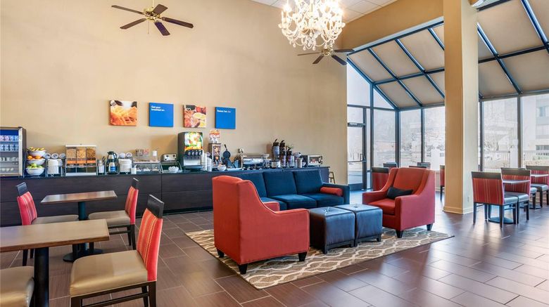 <b>Comfort Inn Pearl Restaurant</b>. Images powered by <a href="https://iceportal.shijigroup.com/" title="IcePortal" target="_blank">IcePortal</a>.
