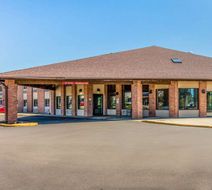 Quality Inn Exterior