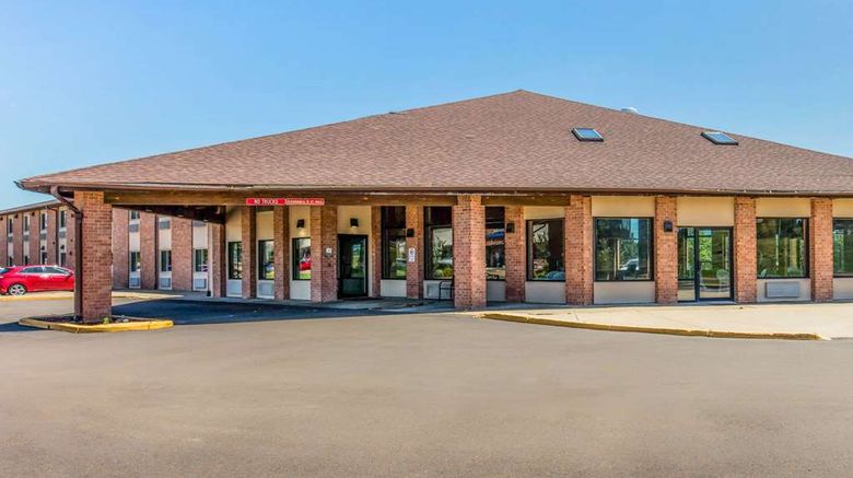 <b>Quality Inn Exterior</b>. Images powered by <a href="https://iceportal.shijigroup.com/" title="IcePortal" target="_blank">IcePortal</a>.