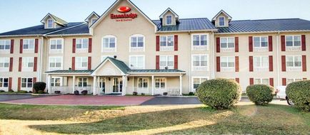 Econo Lodge Inn & Suites Exterior