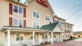 <b>Econo Lodge Inn & Suites Exterior</b>. Images powered by <a href="https://iceportal.shijigroup.com/" title="IcePortal" target="_blank">IcePortal</a>.