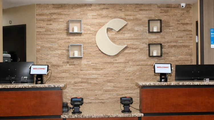 Comfort Inn Tupelo Central Lobby