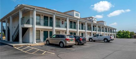 Econo Lodge Tupelo Barnes Crossing Exterior
