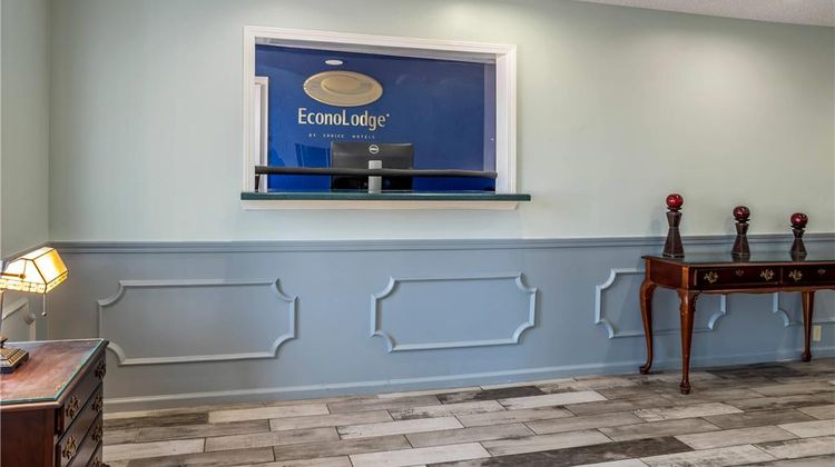 Econo Lodge Tupelo Barnes Crossing Lobby