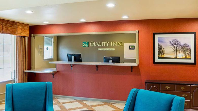 <b>Quality Inn Vicksburg Lobby</b>. Images powered by <a href="https://iceportal.shijigroup.com/" title="IcePortal" target="_blank">IcePortal</a>.