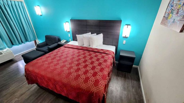 <b>Econo Lodge Kosciusko Room</b>. Images powered by <a href="https://iceportal.shijigroup.com/" title="IcePortal" target="_blank">IcePortal</a>.