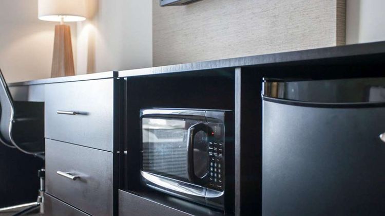 Sleep Inn & Suites Room