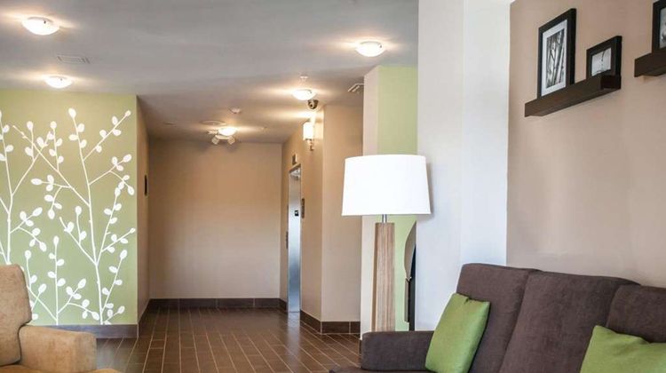 Sleep Inn & Suites Lobby